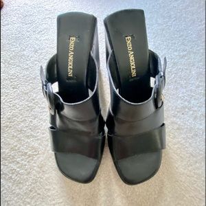 Ladies Enzo Angolini black Italian leather sandals. Size 8.